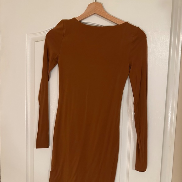 Wilfred Brown Dress - Picture 2 of 3